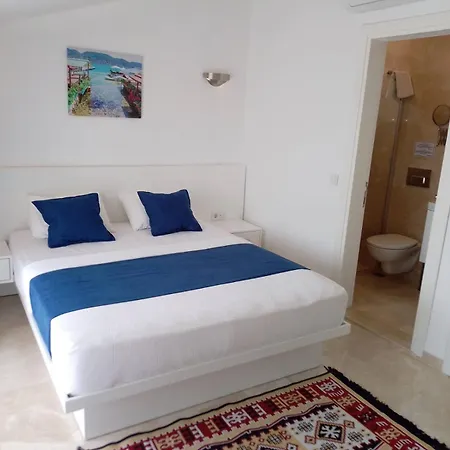 شقة Stone House Aparts Dublex 3 Plus1 Mit Meerblick Und Jakuzzi Kalkan No 6