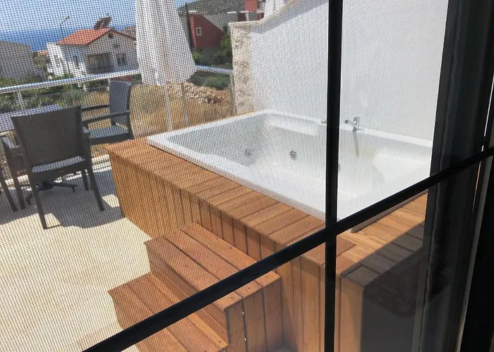 Stone House Aparts Dublex 3 Plus1 Mit Meerblick Und Jakuzzi Kalkan No 6 Appartement *